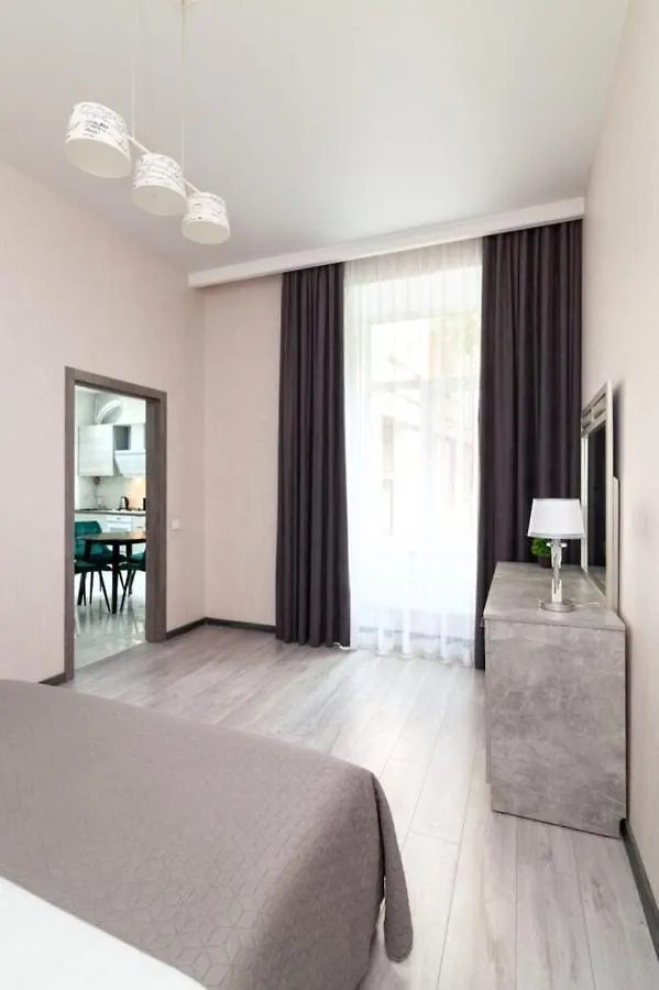 Regrand Apartment On Leontovycha Str Lviv